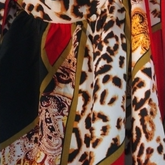 Top - Picture 3 of 4